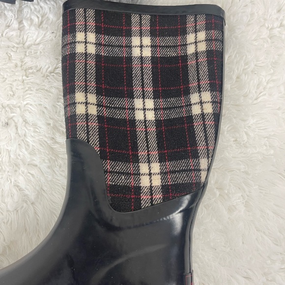 Austin Trading Company Black Plaid Rain Boots Size 7 EUC - Picture 7 of 10